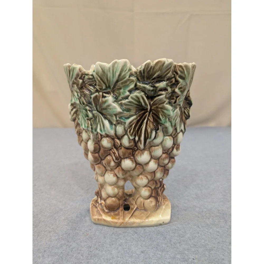 Vintage McCoy Pottery Grape and Leaf Relief Planter Green Brown Glaze Ceramic - Picture 3 of 7